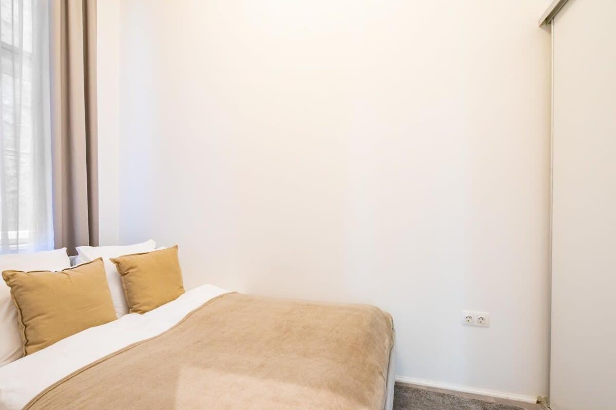 Quiet Comfort - Central Buda Budapest Exterior photo